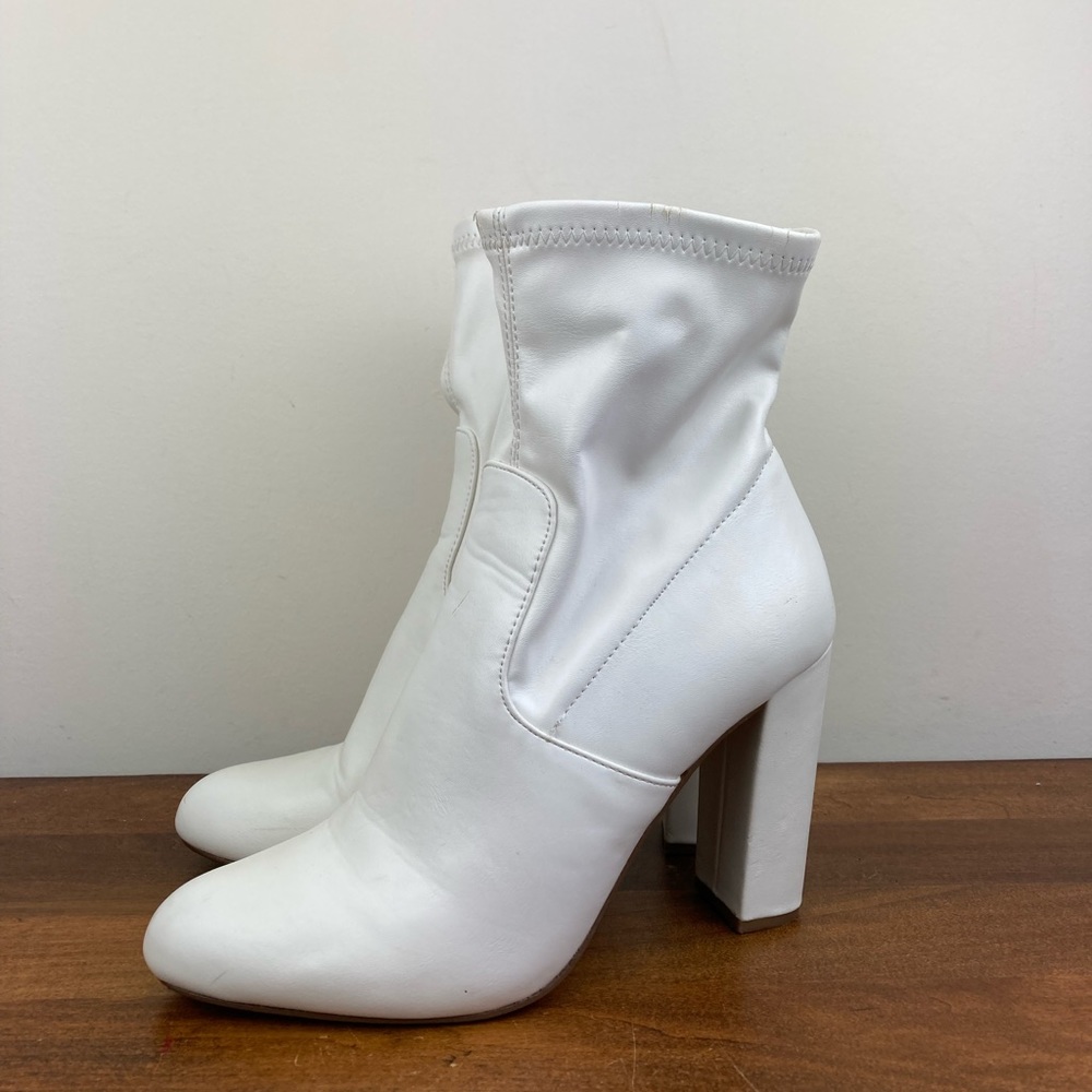 Madden Girl Deanna Women’s High Heel Ankle Boots Shoes White Faux Leather 7.5M.